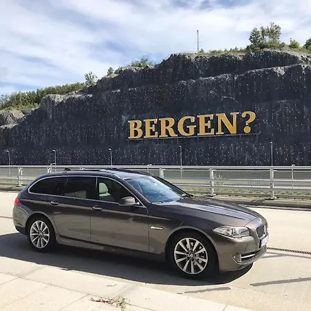 Hillfront 60 Apartament