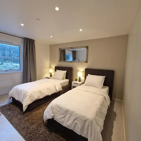 Hillfront 60 Daire *